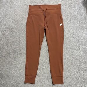 Everyday High-Rise Jogger Pants in Rust